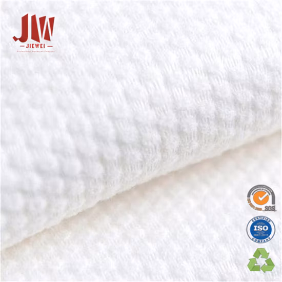 뜨거운 판매 공장 가격 옷감 소재 양각 스펀 레이스 부직포 롤 50% 비스코스 폴리 에스터 부직포 청소 천 소재 제조업체